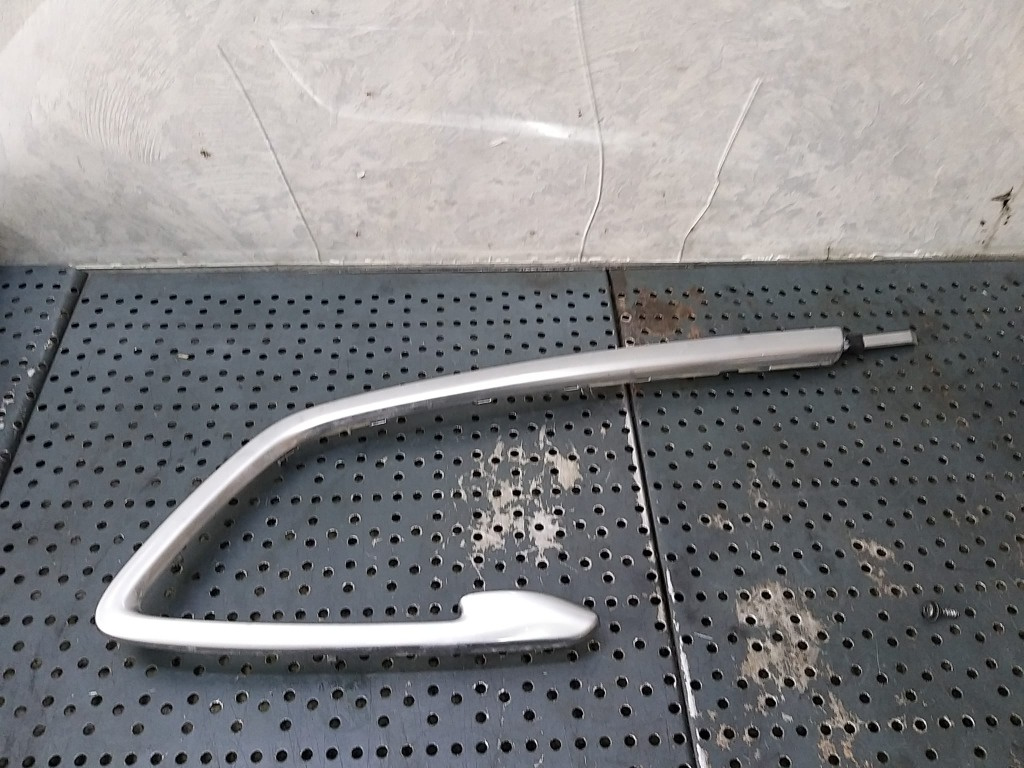 Rama ornament usa stanga fata volvo xc60 8635848