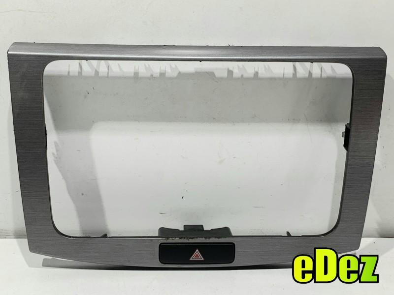 Rama radio cu buton avarie Volkswagen Passat B7 (2010-2014) 3AA858069F