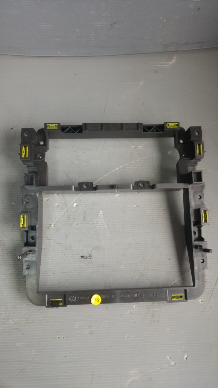 Rama radio vw touran 2012 1t0858005b