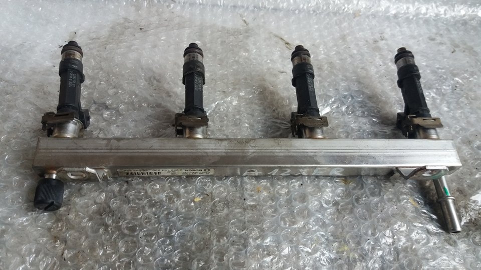 Rampa completa cu injectoare opel corsa d 1.2b a12xep 0280151239 0280158181