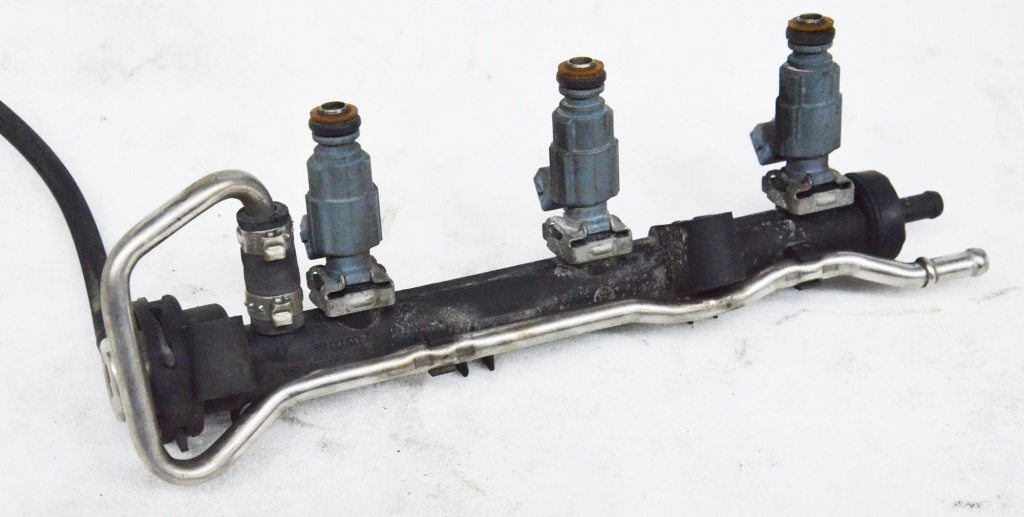 RAMPA CU 3 INJECTOARE SMART FORTWO 450 0.6 BENZINA TURBO