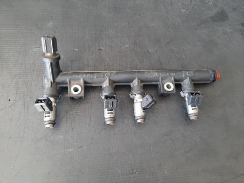 Rampa cu injectoare 1.2 b 188a4000 fiat punto panda lancia ypsilon b671 3219018301