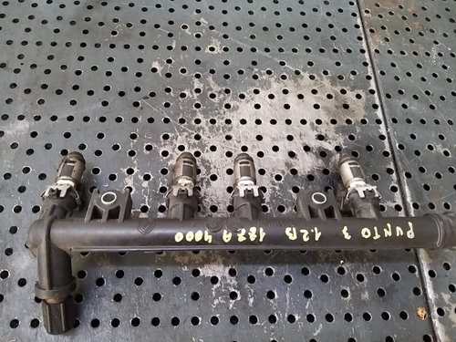 Rampa cu injectoare 1.2 b fiat punto 3219018301