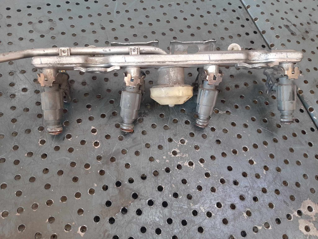 Rampa cu injectoare 1.2 b honda jazz 2 2001-2008 0280156188