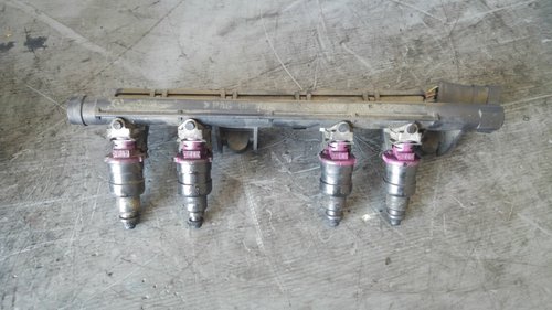 Rampa cu injectoare 1.2 benz d7f renault twingo clio 1 clio 2 873774 7700114546