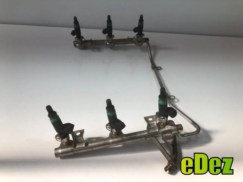 Rampa cu injectoare Audi A6 (2004-2011) [4F2, C6] 3.0 benzina 06c133681ac