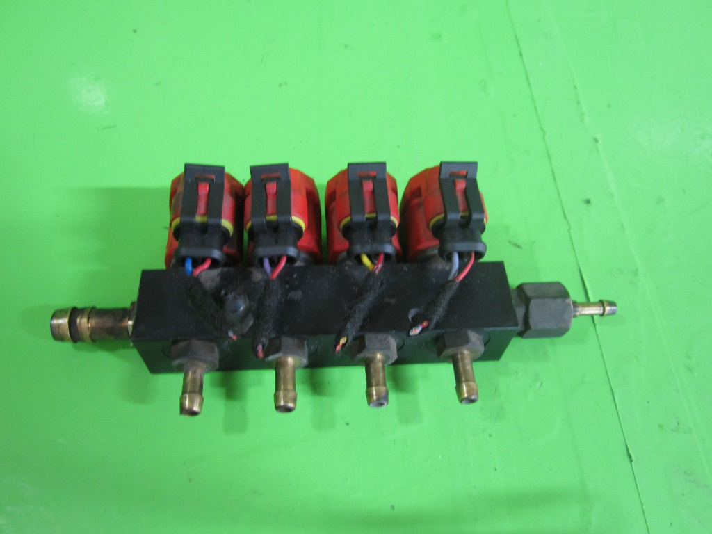 RAMPA CU INJECTOARE GPL GWM HOVER 2.4 BENZINA 93KW 126CP FAB. 2005 – 2008 ⭐⭐⭐⭐⭐