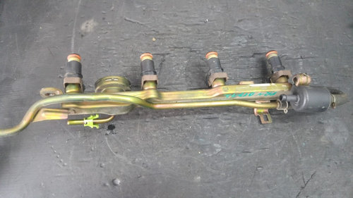 Rampa cu injectoare honda fr-v 1.7 b d17a2