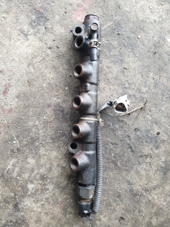 Rampa Cu Senzor Toyota Rav 4 2.0 d D4D 2002-2006