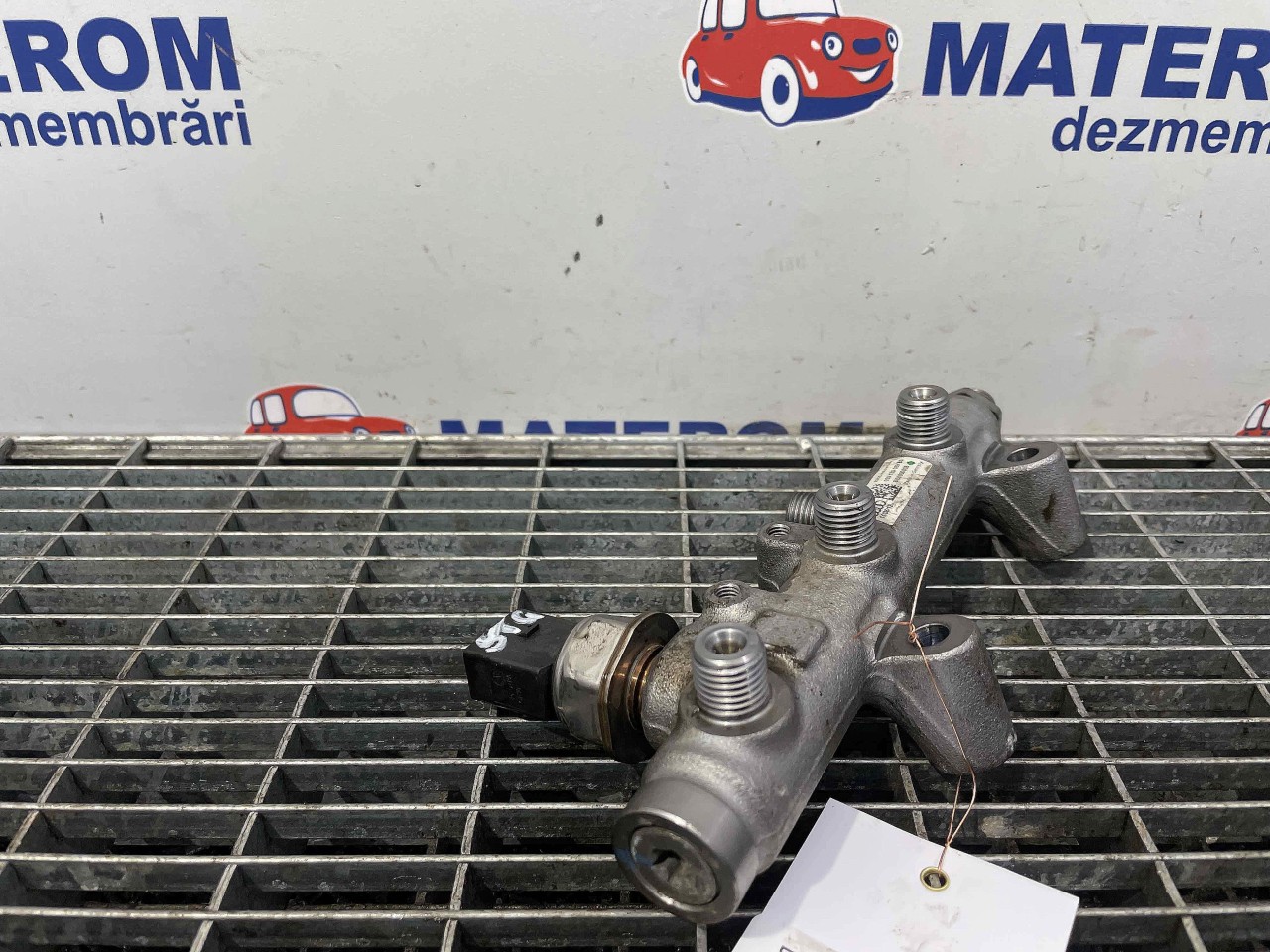 RAMPA INJECTIE AUDI A4 3.0 TDI - (2012 2015)