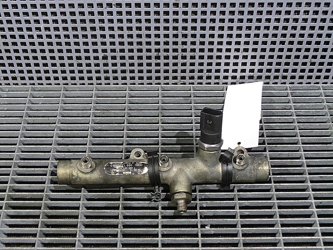 RAMPA INJECTIE AUDI A6 3.0 TDI - (2004 2009)