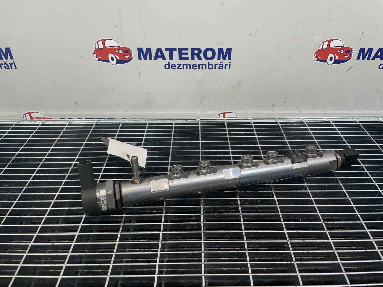 RAMPA INJECTIE BMW SERIA 1 F20 SERIA 1 F20 2.0 D - (2011 2015)