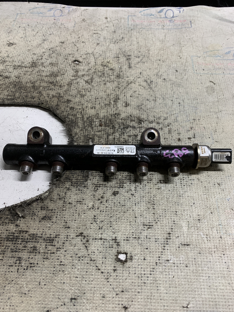 Rampa injectie Citroen C4 Grand Picasso 1.6 Motorina 2014, 9685297580