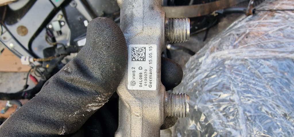 Rampa Injectie Cu Senzori 2.0TDI CUNA 184CP Skoda Seat Passat