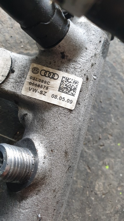 Rampa Injectie cu Senzori Vw Passat B6 CBAB CBBB Euro 5