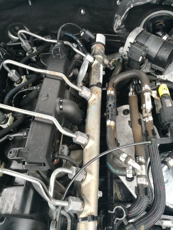 Rampa injectie Mercedes E-Class W211 A6460700395