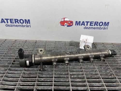 RAMPA INJECTIE OPEL ZAFIRA B ZAFIRA B Z19DT - (2005 2011)
