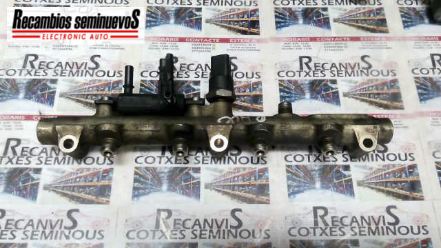 RAMPA injectie PEUGEOT 607 0 445 214 017 / 04452140170 445 214 017 / 0445214017