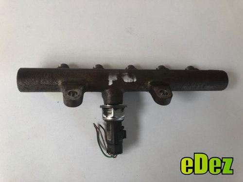 Rampa injectie Renault Clio 4 (2012-2016) 1.5 dci K9K (834) 8200701690