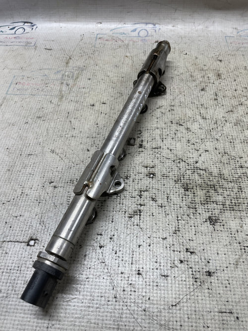 Rampa injectie Skoda Octavia 3 1.4 2013, 04E133320D