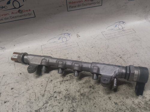 Rampa injectie Skoda Superb 2 2.0 2012, 03L130089P