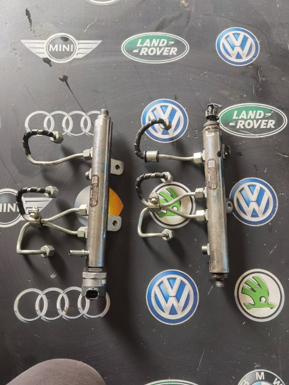 Rampa injectie stanga + dreapta Range Rover Sport 2016 0445216046 0445216048