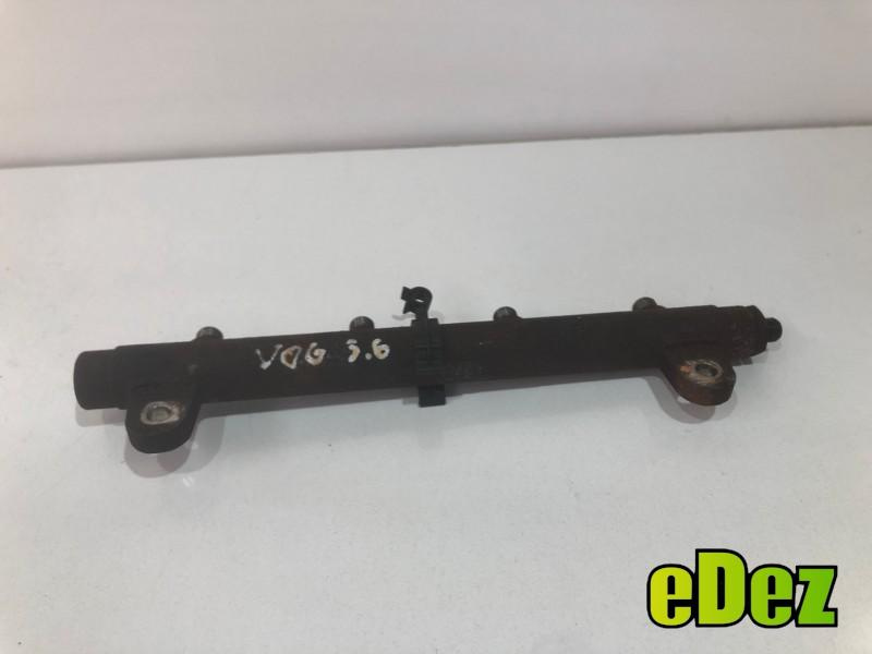 Rampa injectie stanga Land Rover Range rover vogue L322 (2002-2009) 3.6 tdv8 64Q-9D280-AB