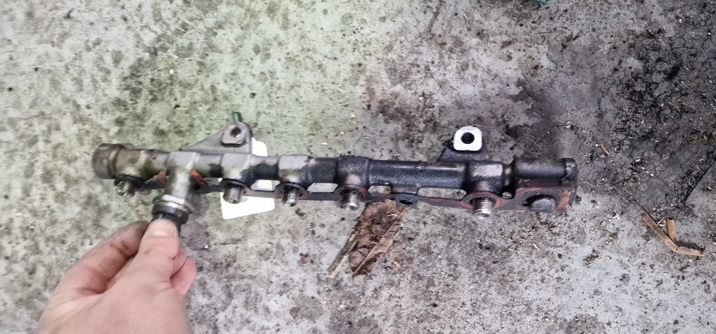 Rampa Injectie Suzuki Grand Vitara 1.9DDIS Euro 5 an 2011