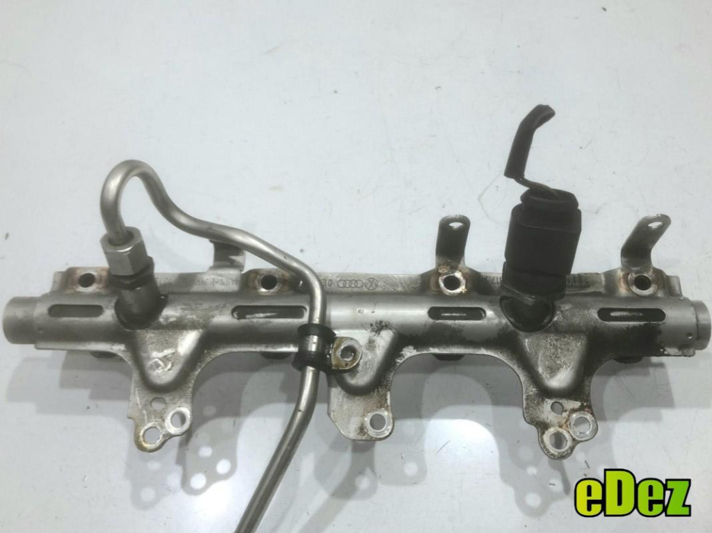 Rampa injectie Volkswagen Sharan (2010-2015) [7N] 2.0 tfsi CDNB, CDHA, CDHB 06j133317m