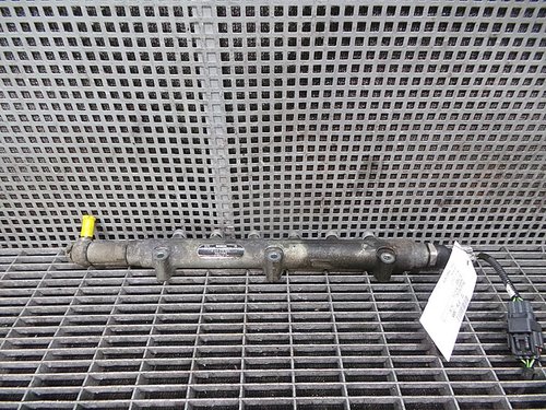 RAMPA INJECTIE VOLVO XC 90 2.4 D - (2002 2007)