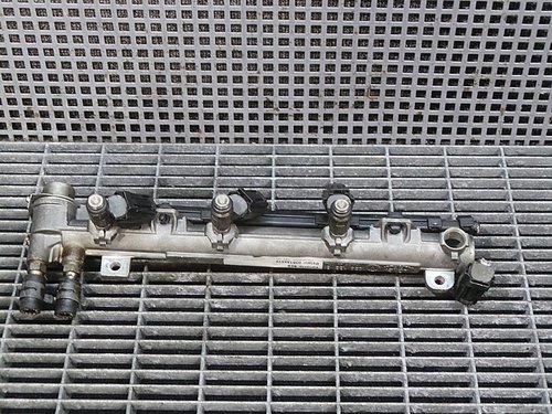 RAMPA INJECTIE VW GOLF IV 1.6 INJ 16V - (1998 2004)