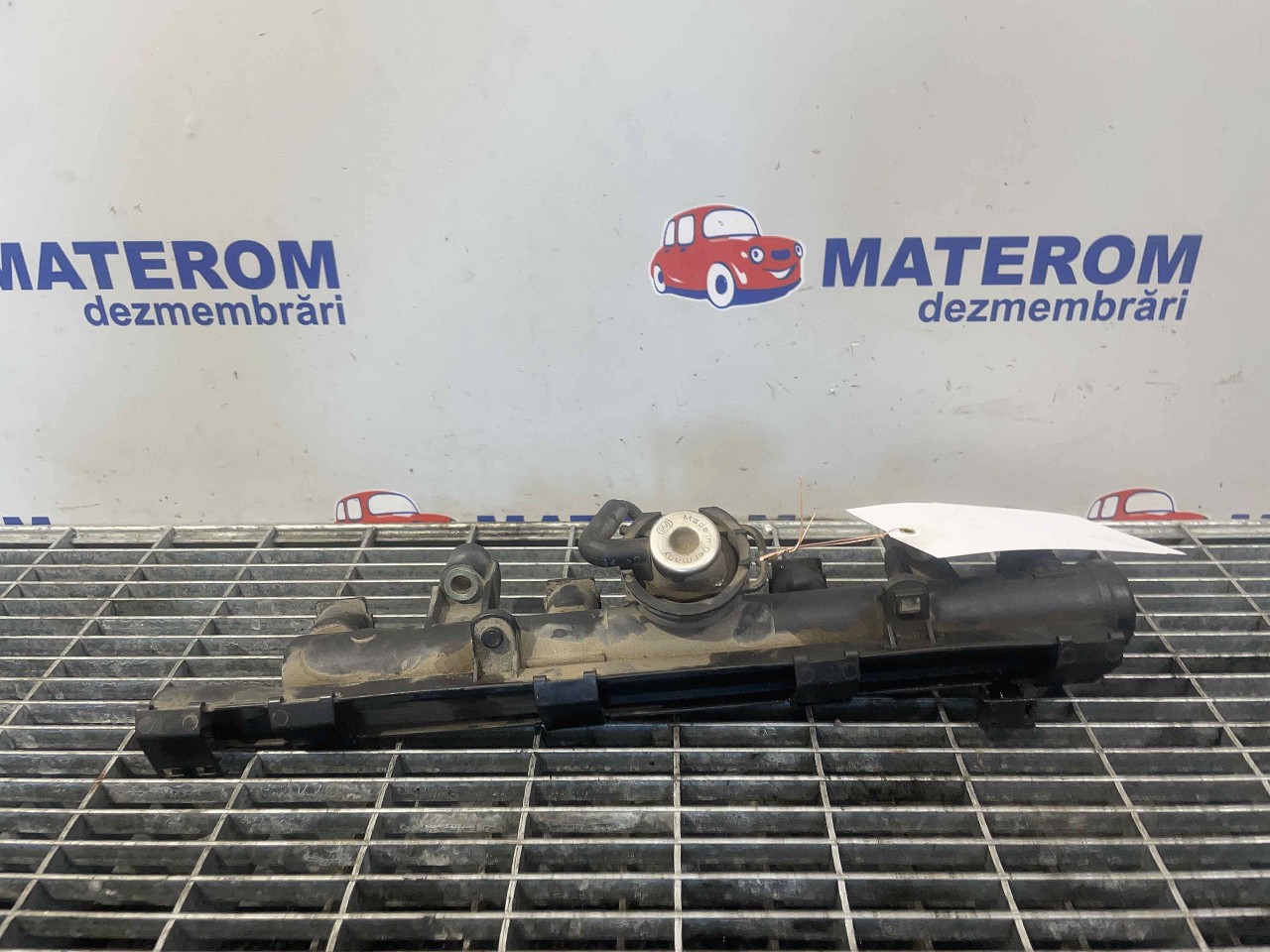 RAMPA INJECTIE VW POLO 1.0 INJ - (1999 2001)