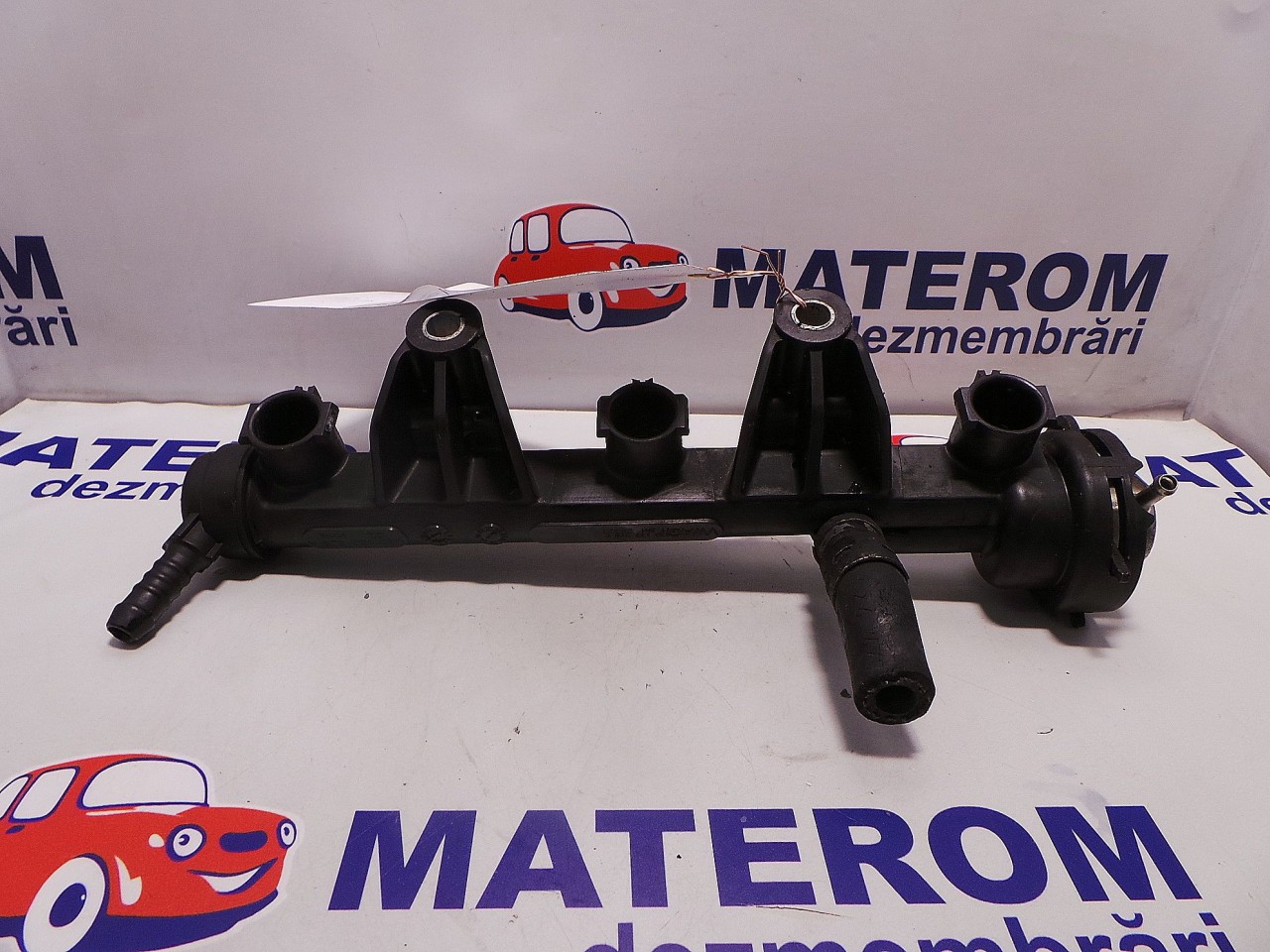 RAMPA INJECTIE VW POLO 1.2 INJ - (2002 2005)