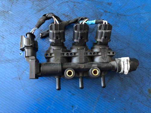 Rampa injectoare 0,9 b renault clio 4 h4b 2012-2019 175231448r