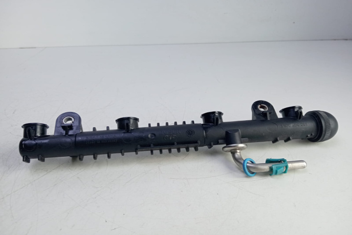 Rampa injectoare 0280151076 Opel Corsa C [2000 - 2003]