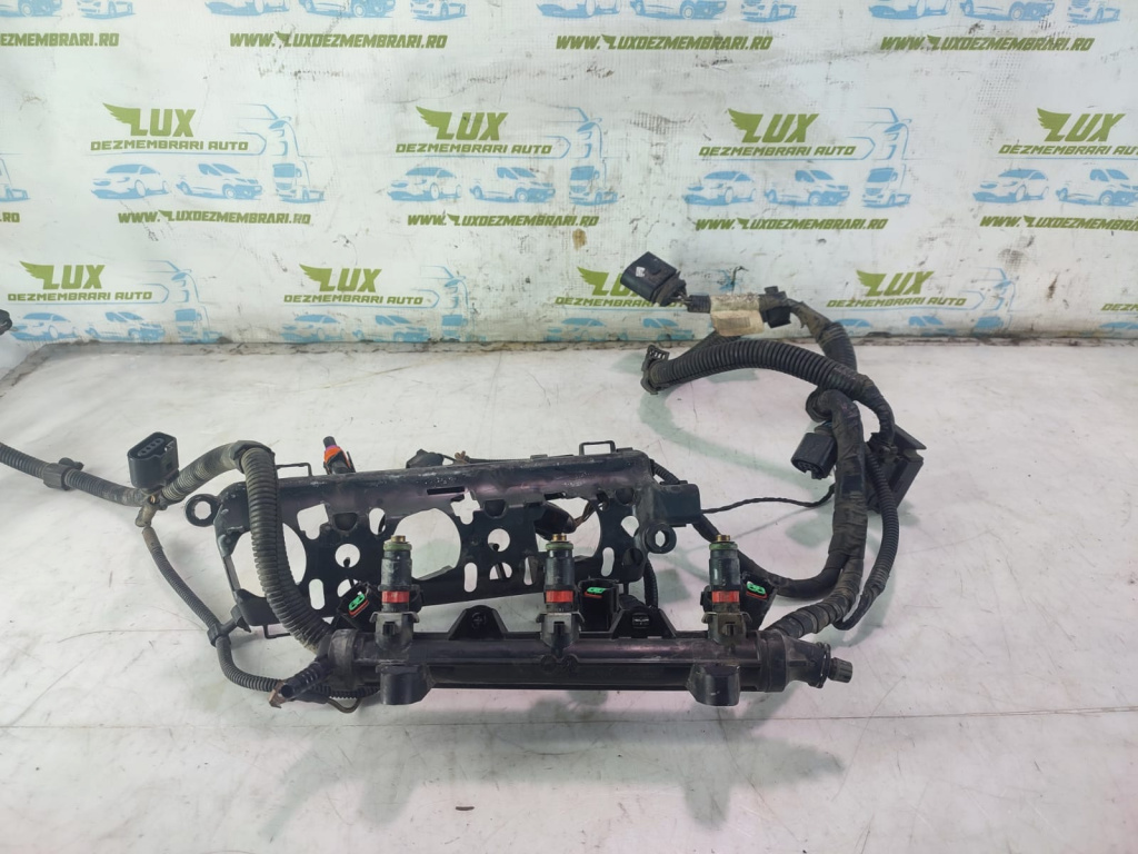 Rampa injectoare 03E971824 1.2 benzina BME Volkswagen VW Polo 4 9N [facelift] [2005 - 2009] 1.2 benzina BME