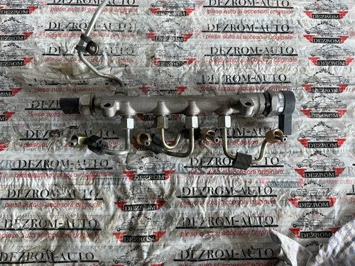 Rampa injectoare 04L089D AUDI A3 Sedan (8VS, 8VM) 1.6 TDI quattro 110 cai