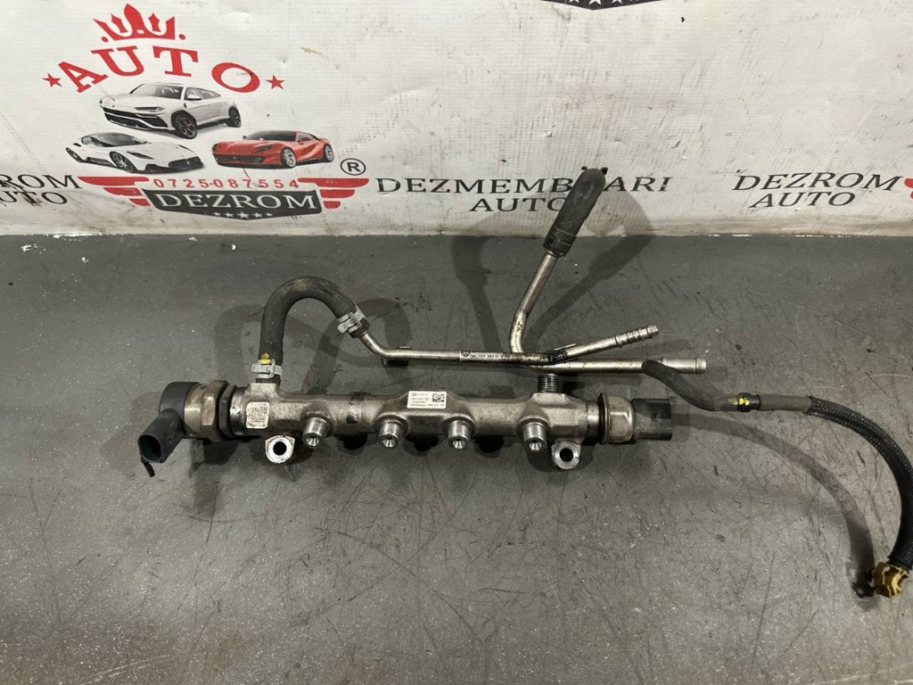Rampa injectoare 04L089D VW Passat B8 Sedan (3G2, CB2) 2.0 TDI 4motion 190 cai DDAA