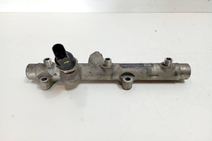 Rampa injectoare 059130089D Audi A8 D3/4E [facelift] [2005 - 2007]