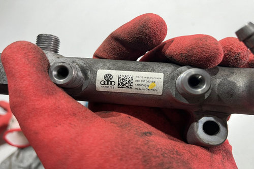 Rampa injectoare 059130090BS Audi A8 D4/4H [2010 - 2014]