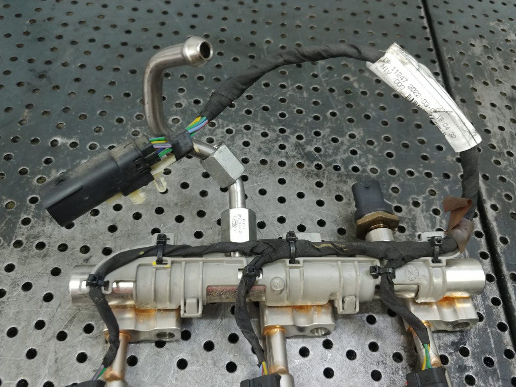 Rampa injectoare 1.0b b7jb ecoboost hybrid ford puma 2020 h6bg-90280-ab jx6t-9f666-xac