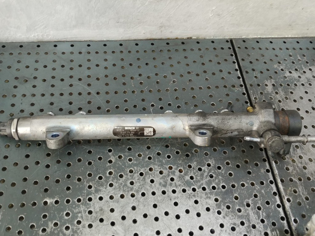 Rampa injectoare 1.3 d fiat panda doblo idea punto lancia musa ypsilon 0445214044 55210069