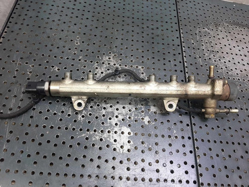 Rampa injectoare 1.3 d fiat panda doblo idea punto lancia musa opel agila corsa c 0445214044 4681752...