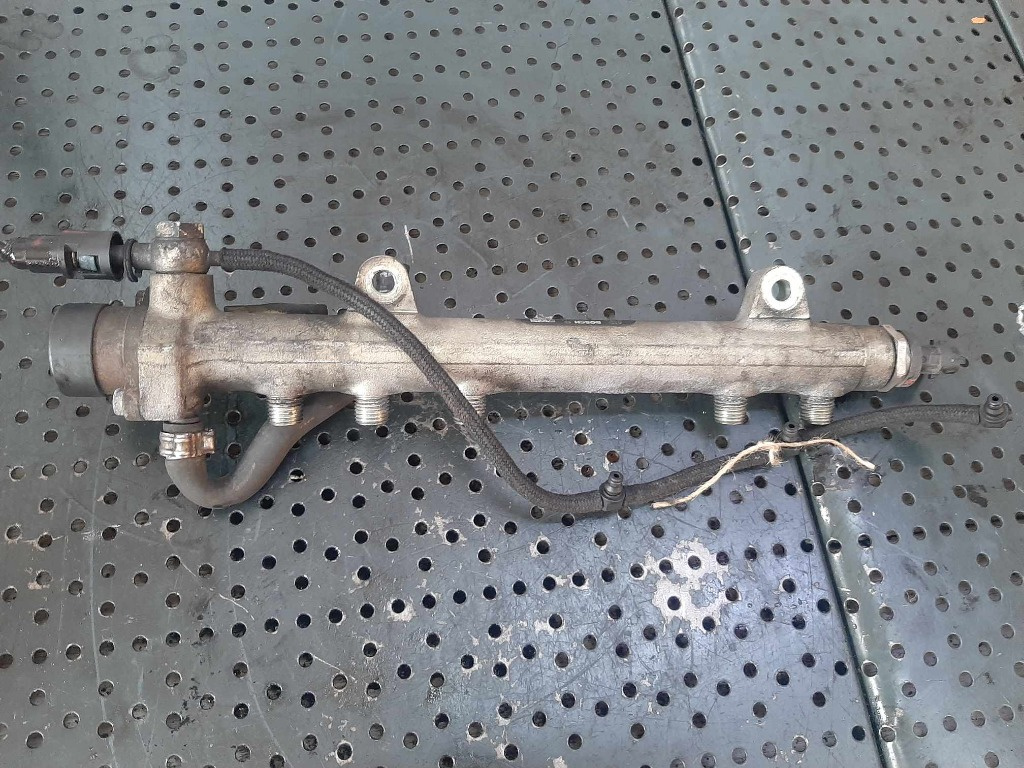 Rampa injectoare 1.3 d fiat panda doblo idea punto lancia musa ypsilon 0445214044 46817523