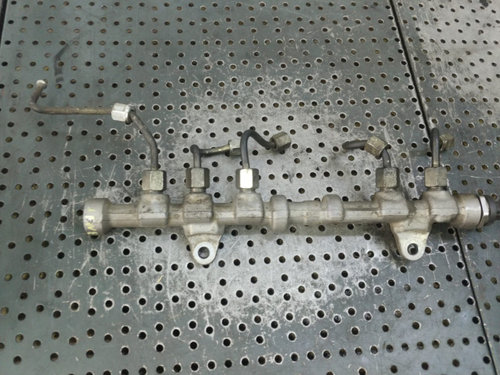 Rampa injectoare 1.3 d lancia musa fiat doblo punto idea alfa romeo mito 0445214193 55215212