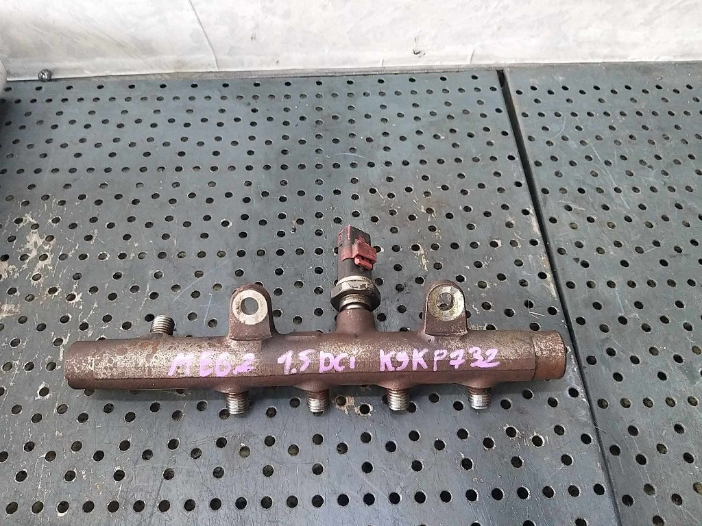 Rampa injectoare 1.5 dci renault megane 2 a2c20001221 8200815617