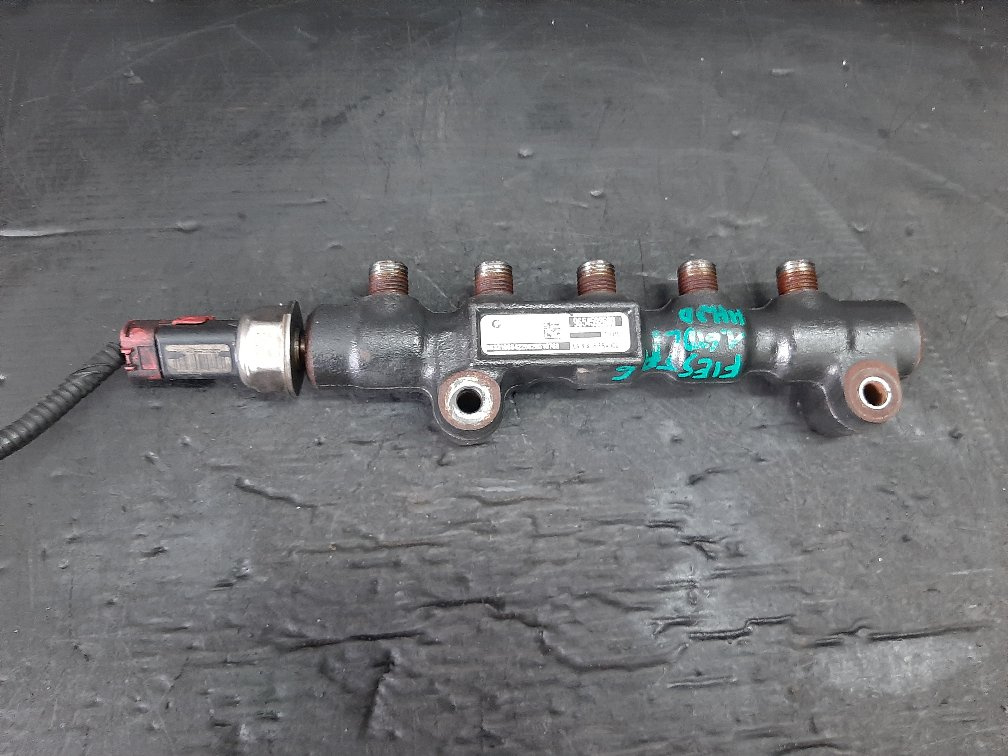 Rampa injectoare 1.6 d ford fiesta 6 focus 2 peugeot 206 307 308 9654592680