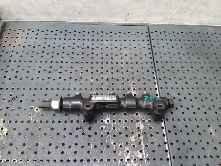 Rampa injectoare 1.6 hdi peugeot 307 9654592680