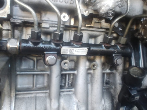 Rampa injectoare 1.6 tdci 1.5 tdci ford mondeo 5 b-max fiesta 6 focus 3 9685297580