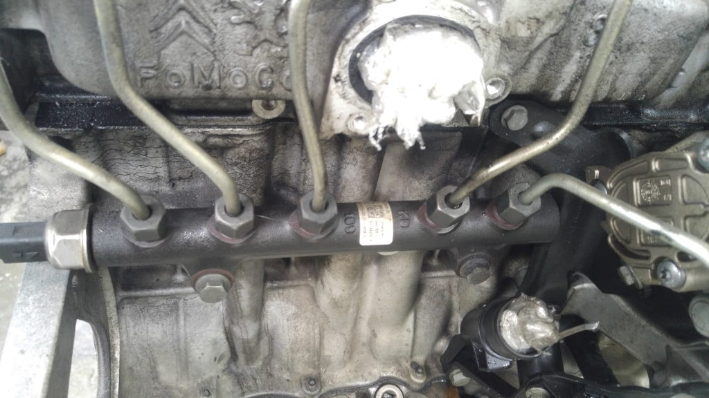 Rampa injectoare 1.6 tdci ford fiesta 6 94675g01